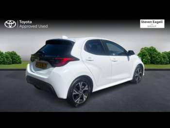Used Toyota Yaris 2024 for sale - 74704748: Photo