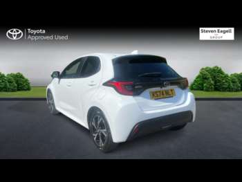 Used Toyota Yaris 2024 for sale - 74704748: Photo