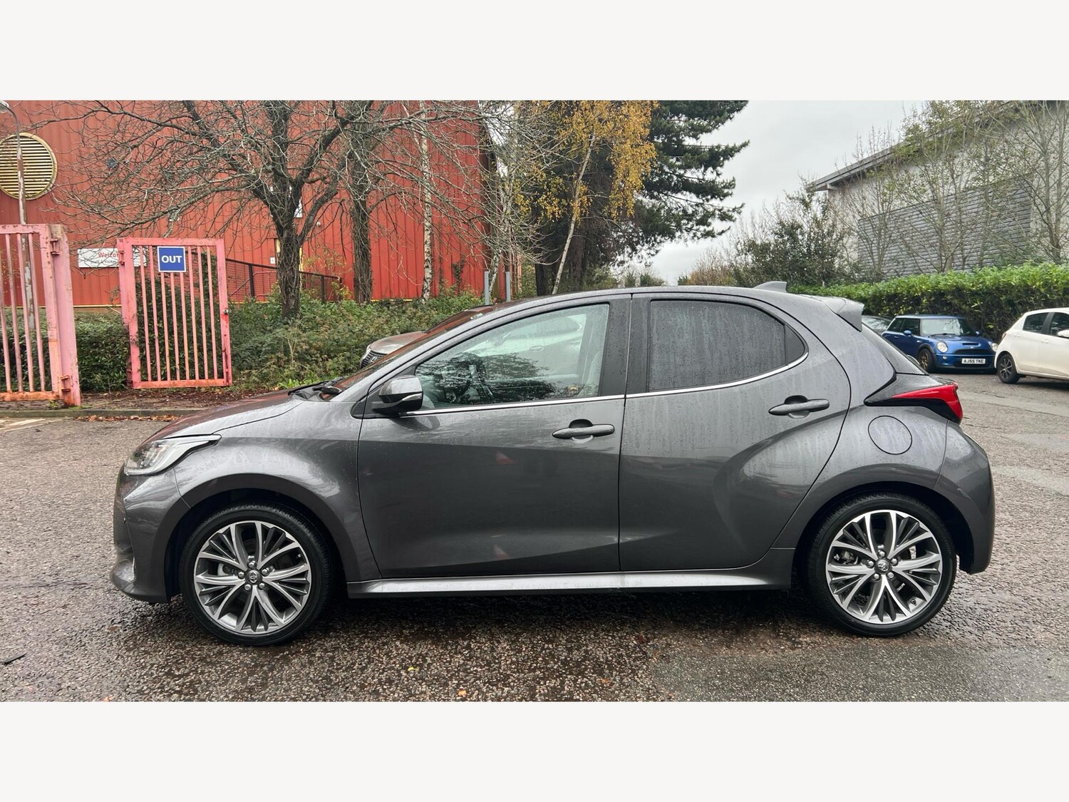 Used Toyota Yaris 2022 for sale - 77524701: Photo 19