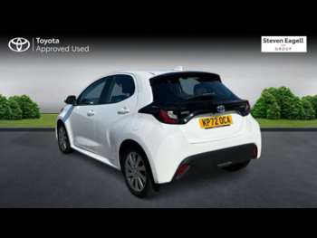 Used Toyota Yaris 2022 for sale - 74704715: Photo
