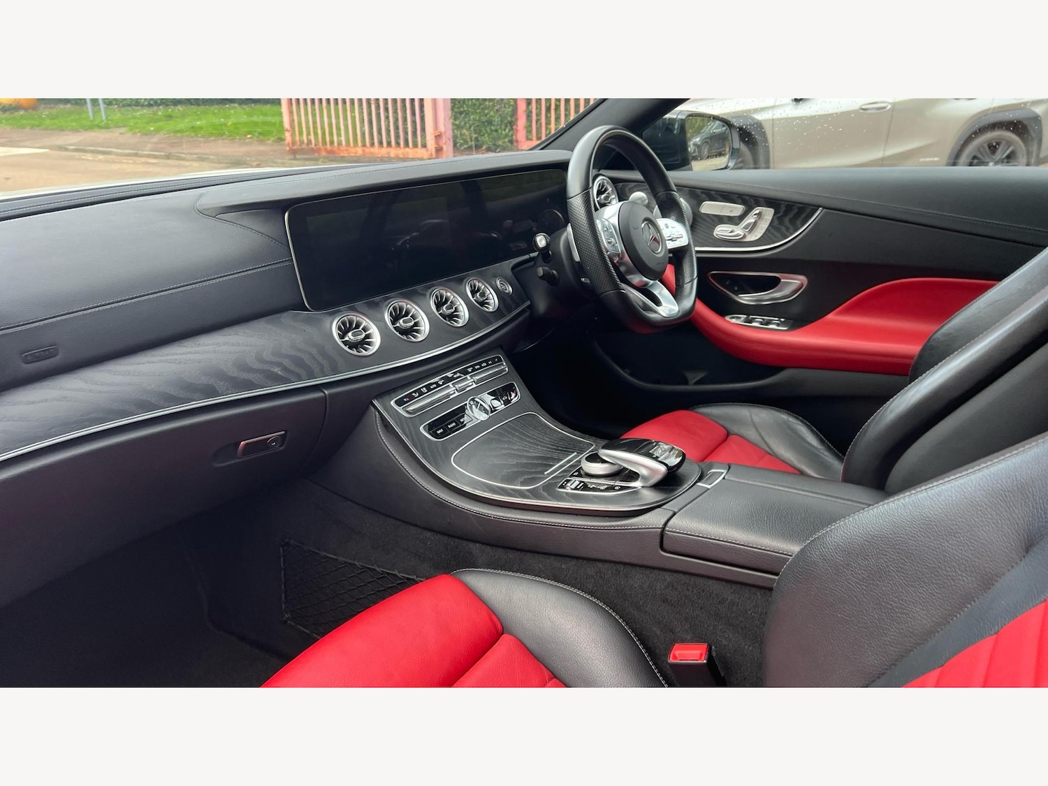 Used Mercedes-Benz E Class 2019 for sale - 76997674: Photo 12