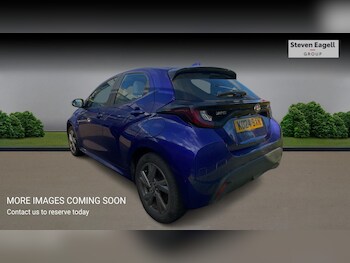 Used Toyota Yaris 2024 for sale - 77306080: Photo