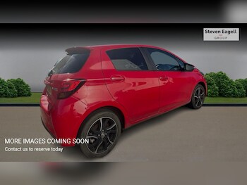 Used Toyota Yaris 2016 for sale - 77977877: Photo