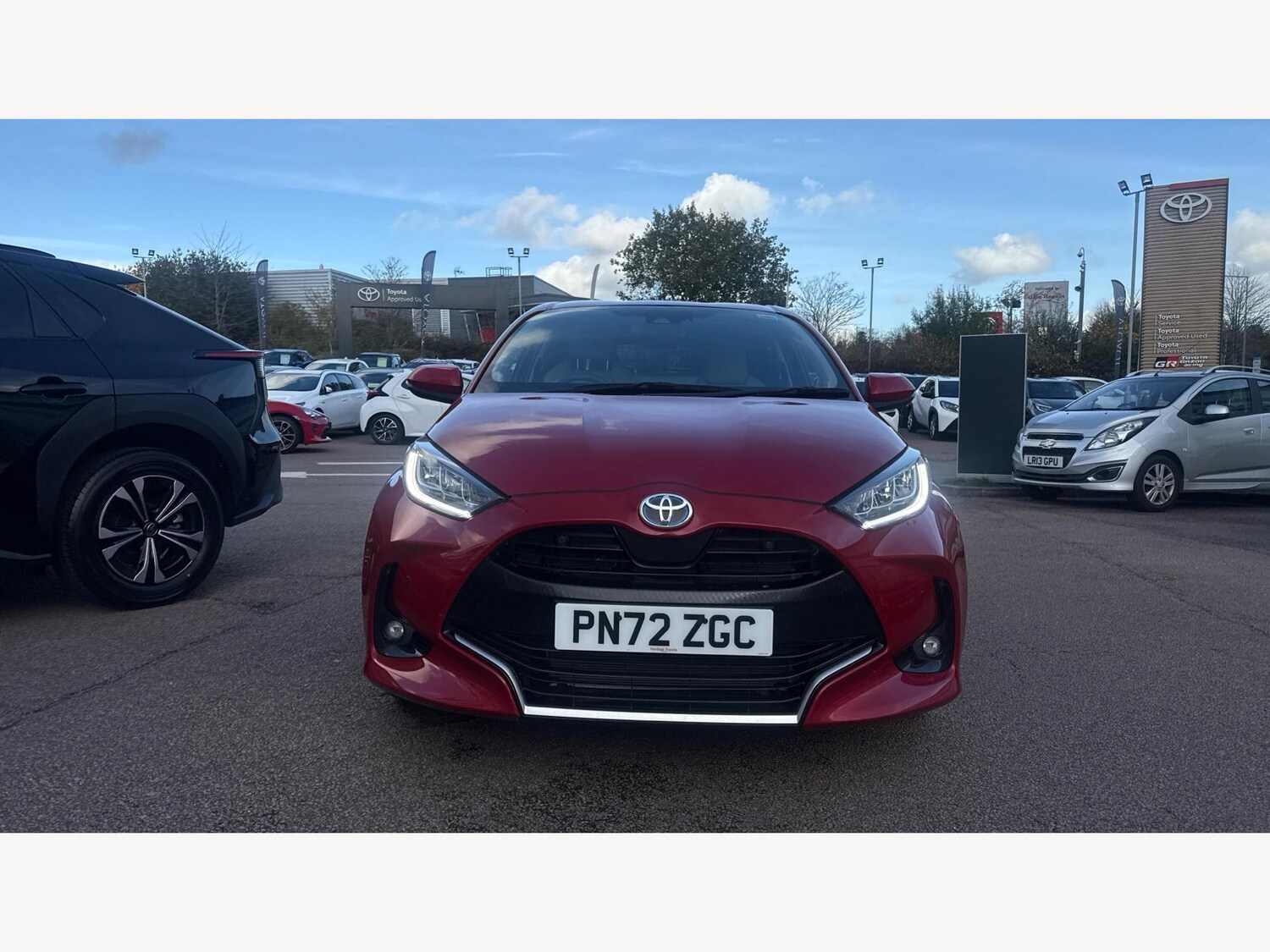 Used Toyota Yaris 2022 for sale - 76992025: Photo 17