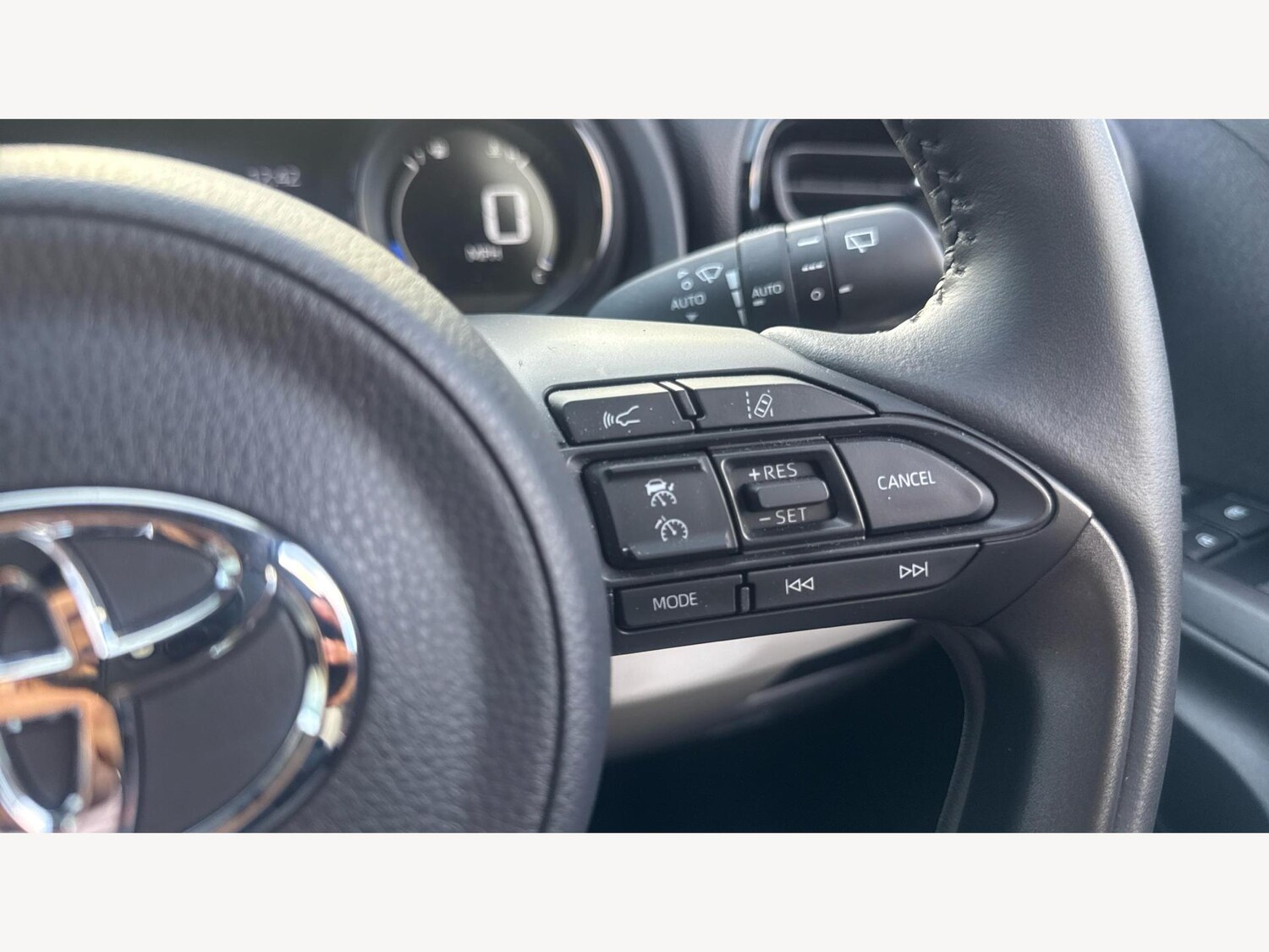 Used Toyota Yaris 2022 for sale - 76992025: Photo 23