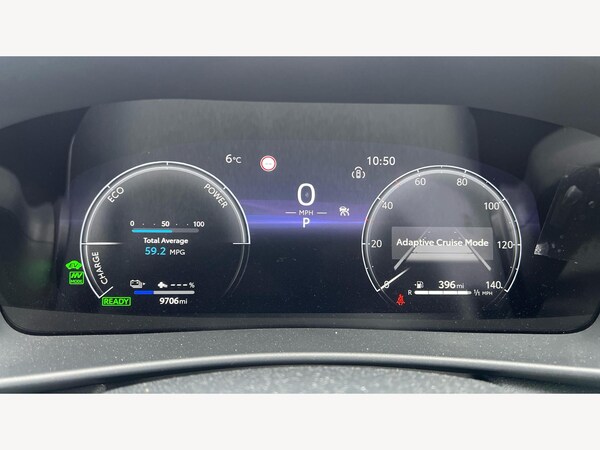 Used Toyota C-HR 2024 for sale - 74704699: Photo 11
