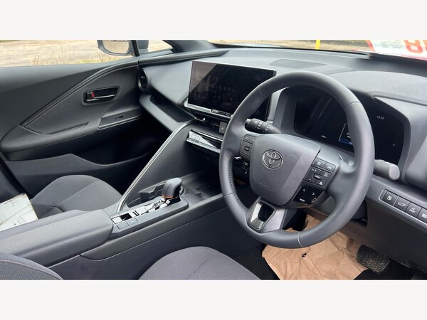 Used Toyota C-HR 2024 for sale - 74704699: Photo 13