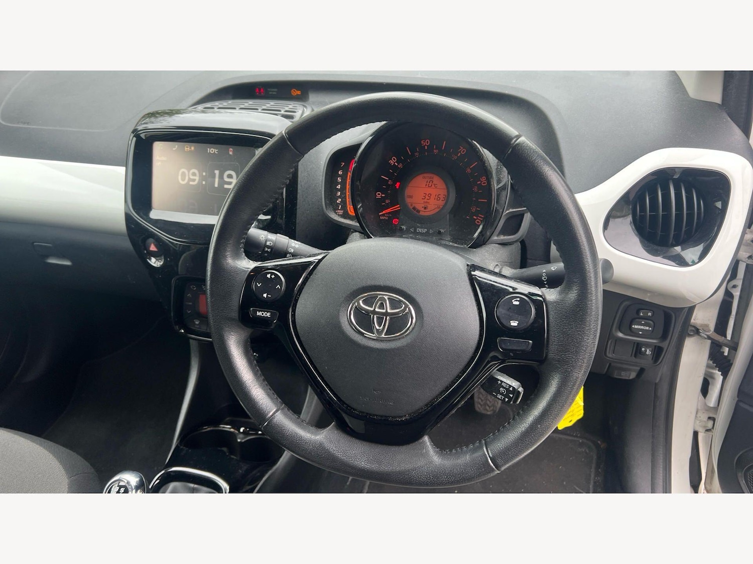 Used Toyota AYGO for sale - 78128132: Photo 12