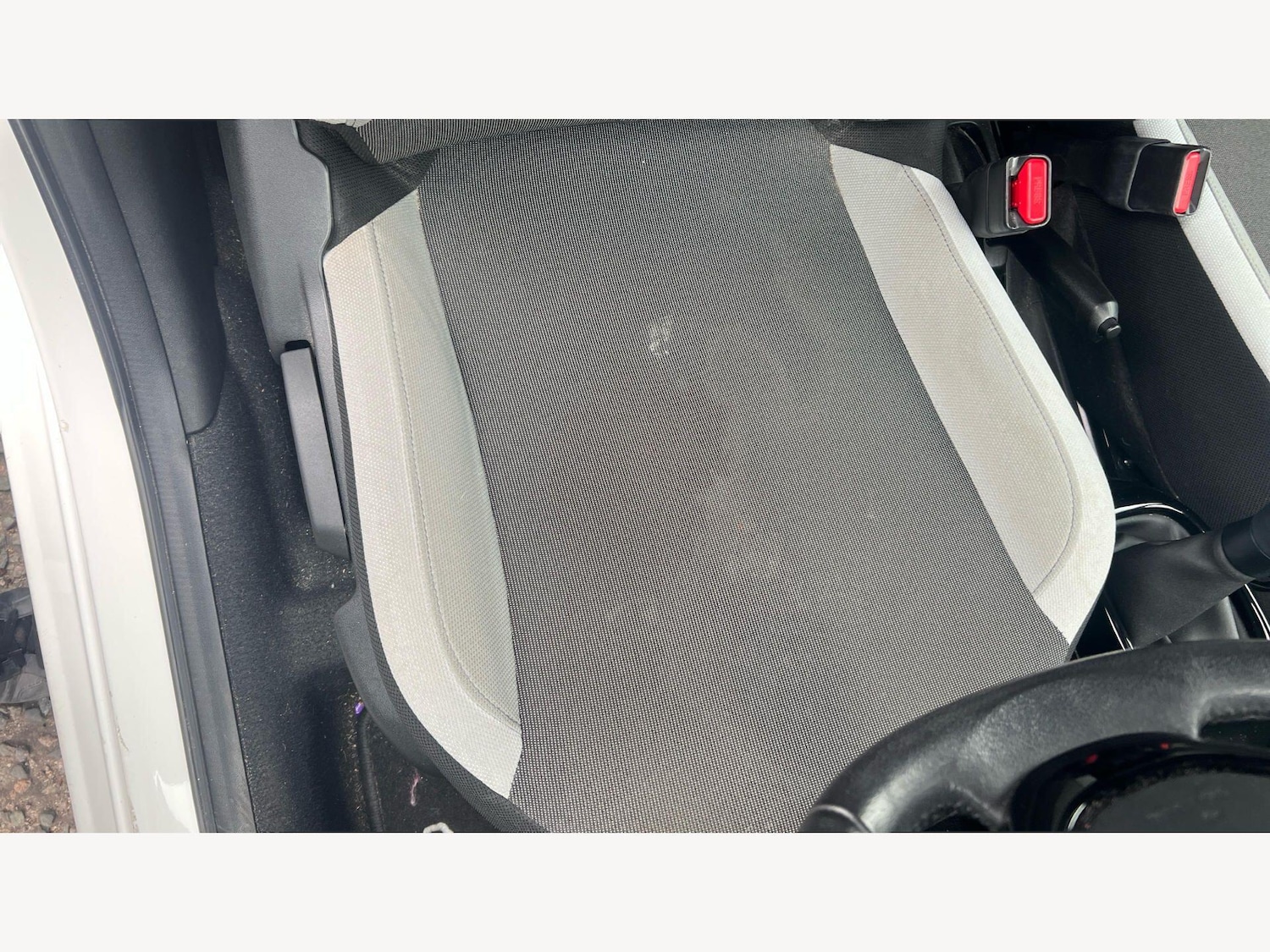 Used Toyota AYGO for sale - 78128132: Photo 16