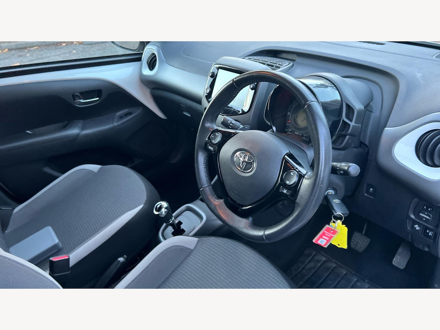 Used Toyota AYGO 2021 for sale - 76424711: Photo 13