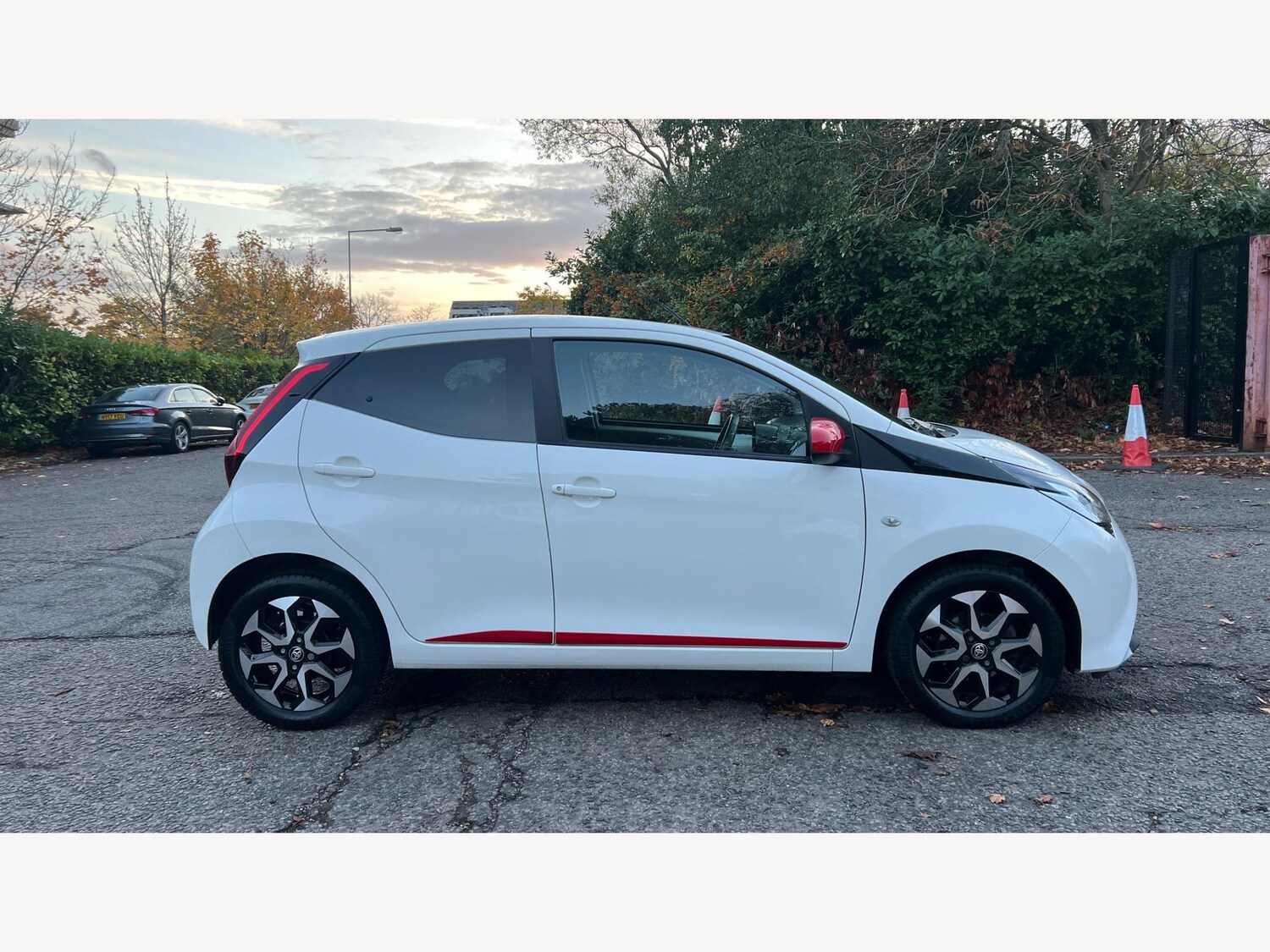 Used Toyota AYGO 2021 for sale - 76424711: Photo 18
