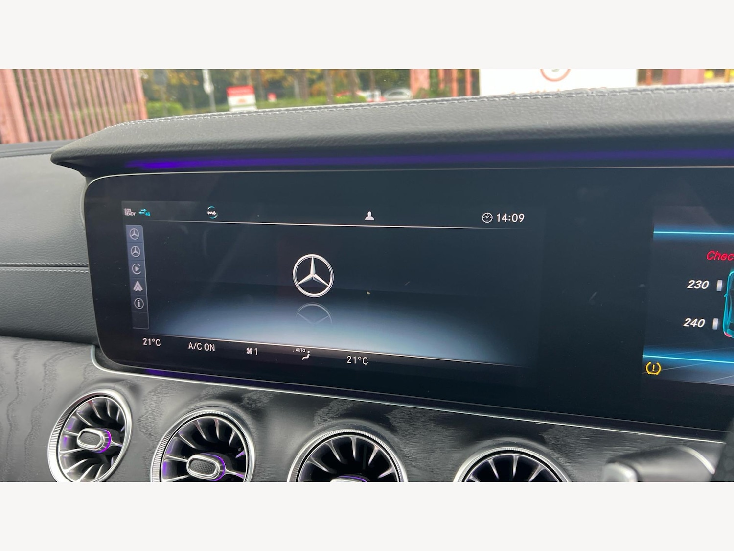 Used Mercedes-Benz E Class 2019 for sale - 76513129: Photo 9