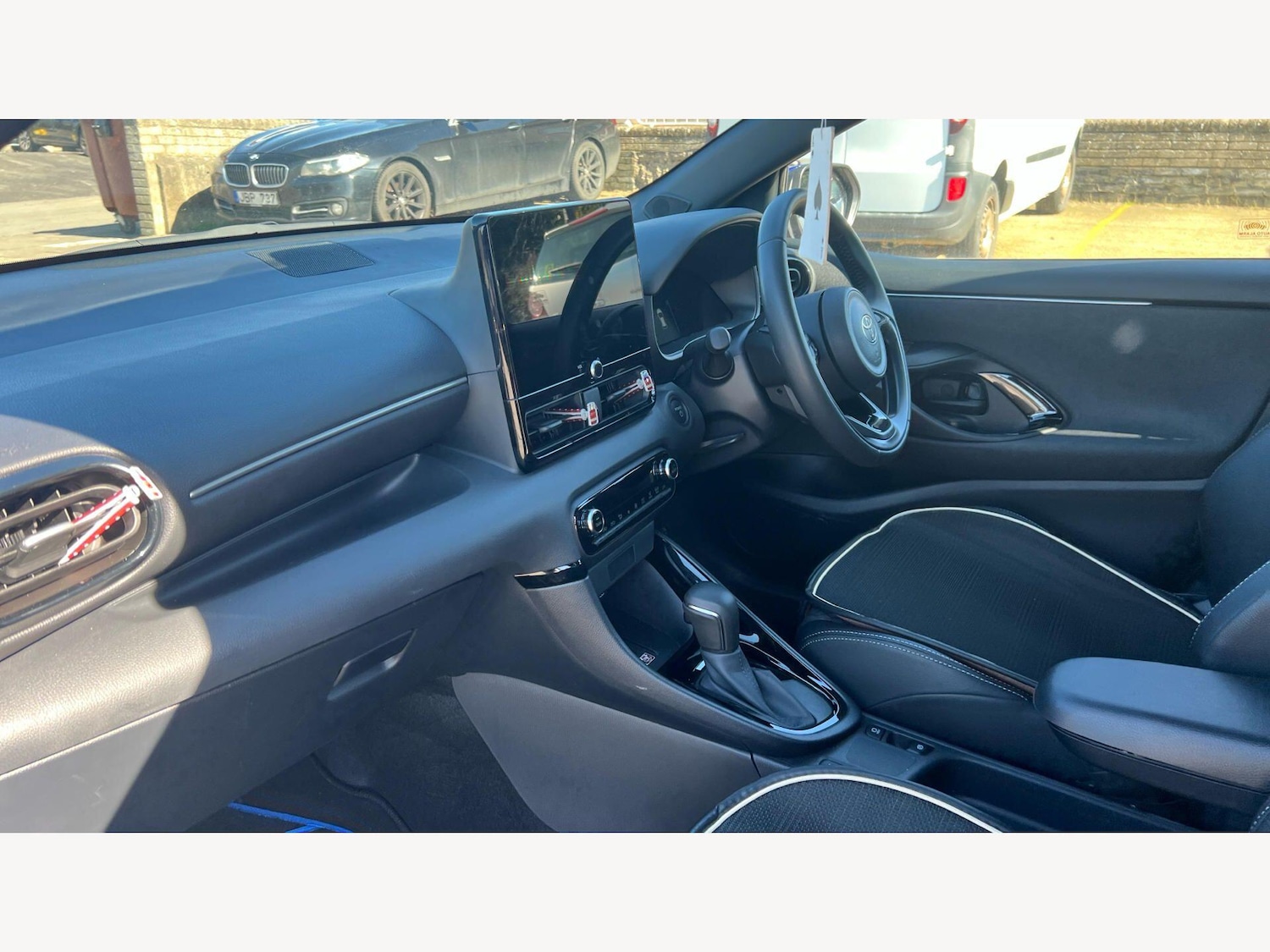 Used Toyota Yaris 2024 for sale - 78035049: Photo 12