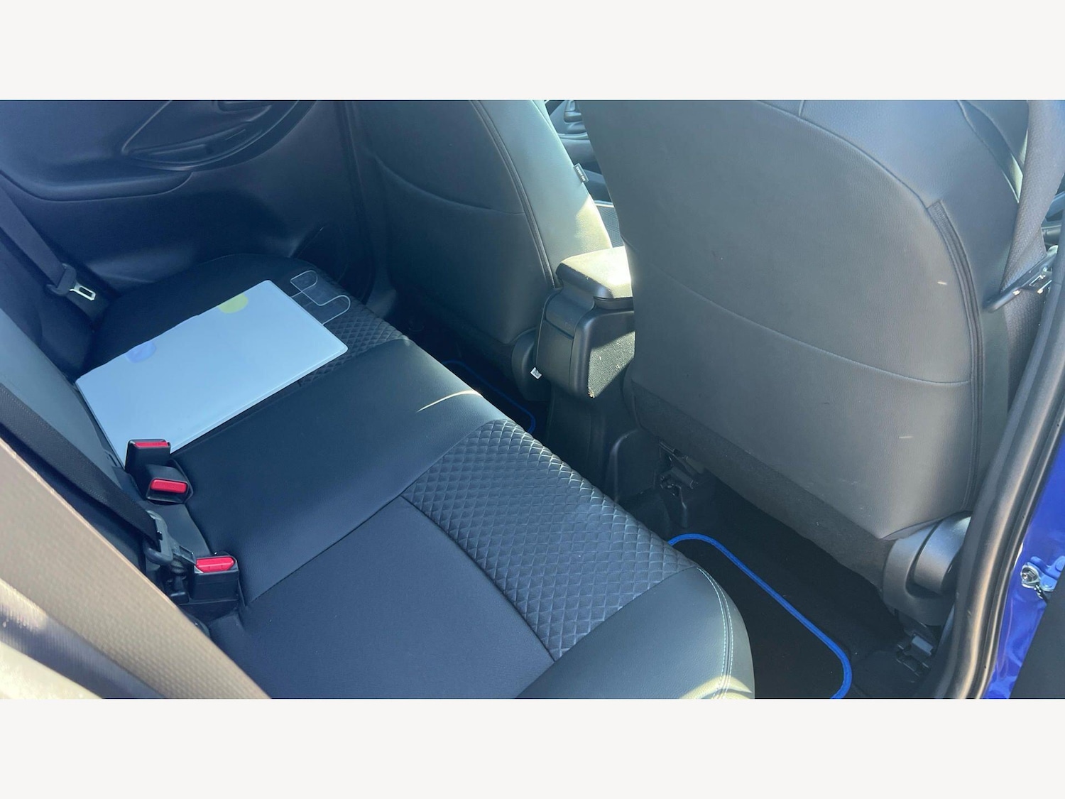 Used Toyota Yaris 2024 for sale - 78035049: Photo 14