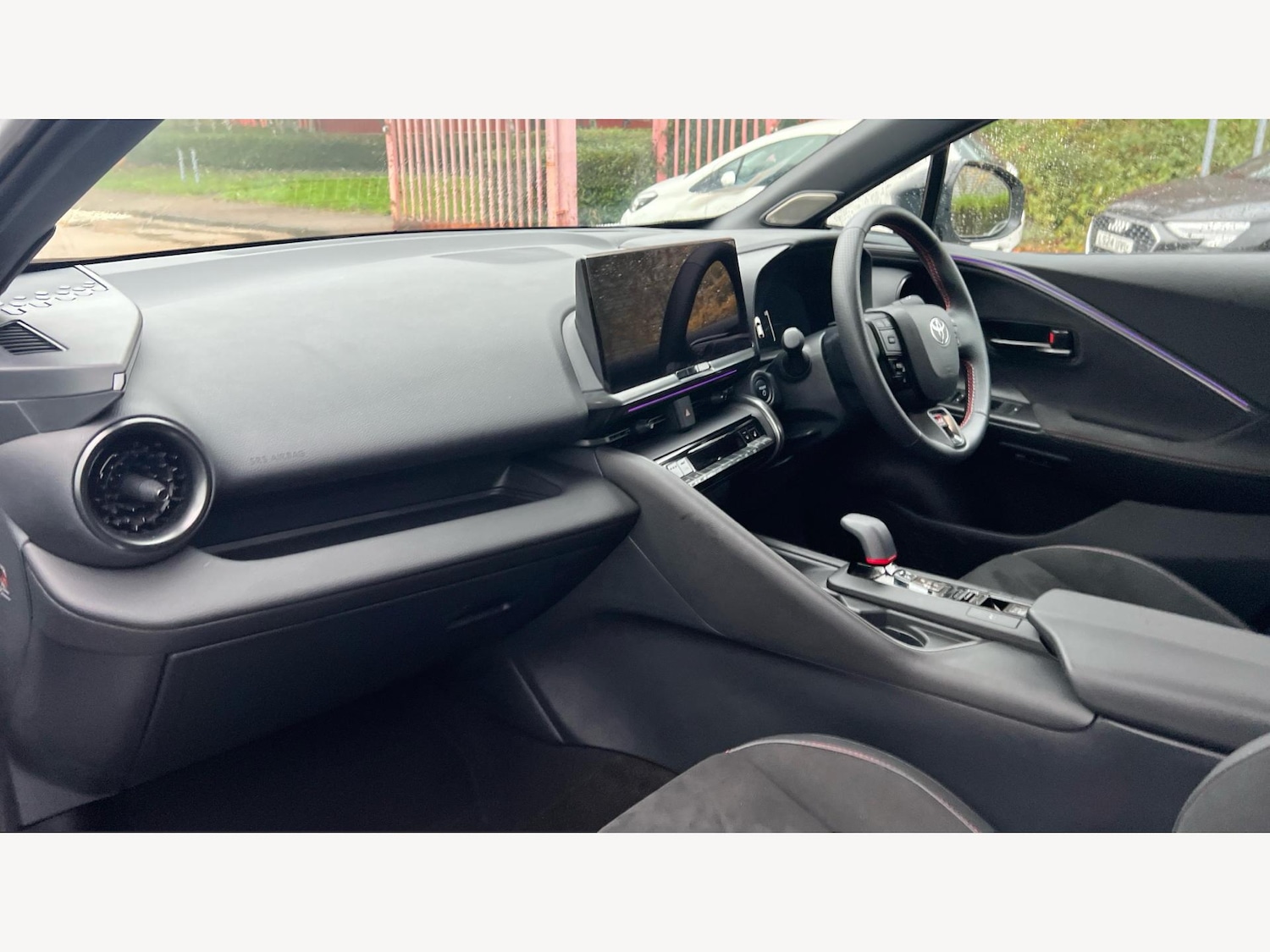 Used Toyota C-HR 2025 for sale - 76498946: Photo 12