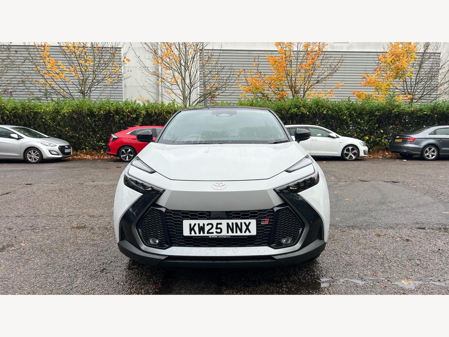 Used Toyota C-HR 2025 for sale - 76498946: Photo 17