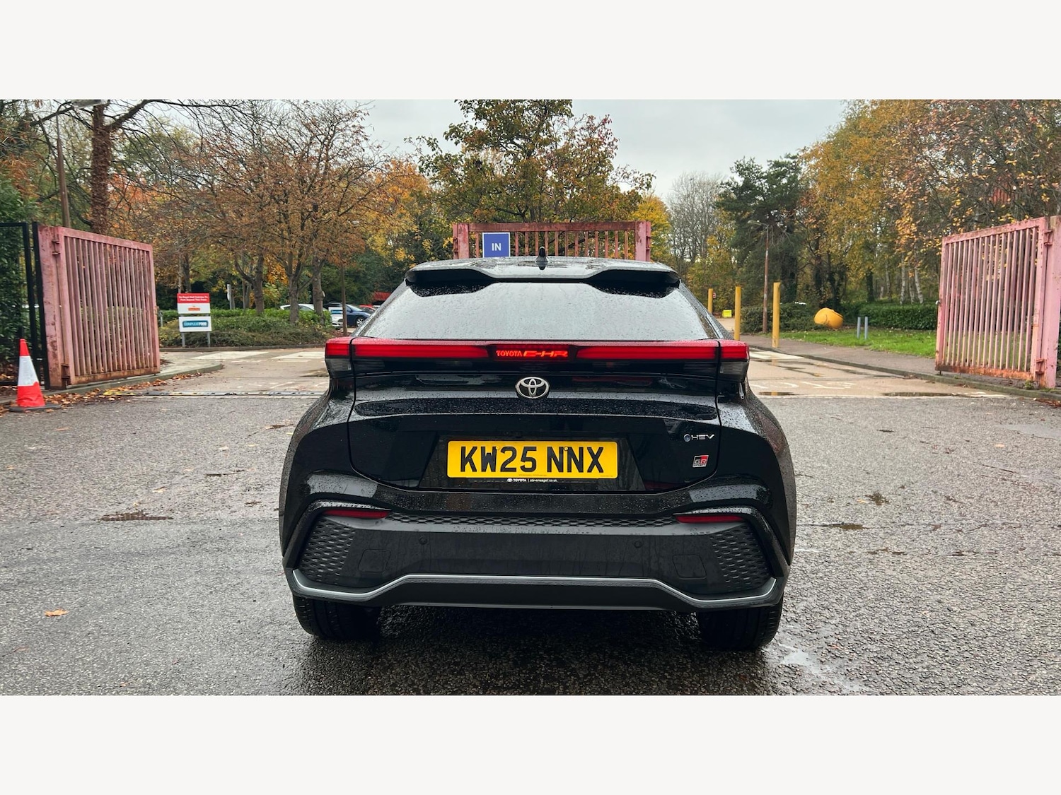 Used Toyota C-HR 2025 for sale - 76498946: Photo 21