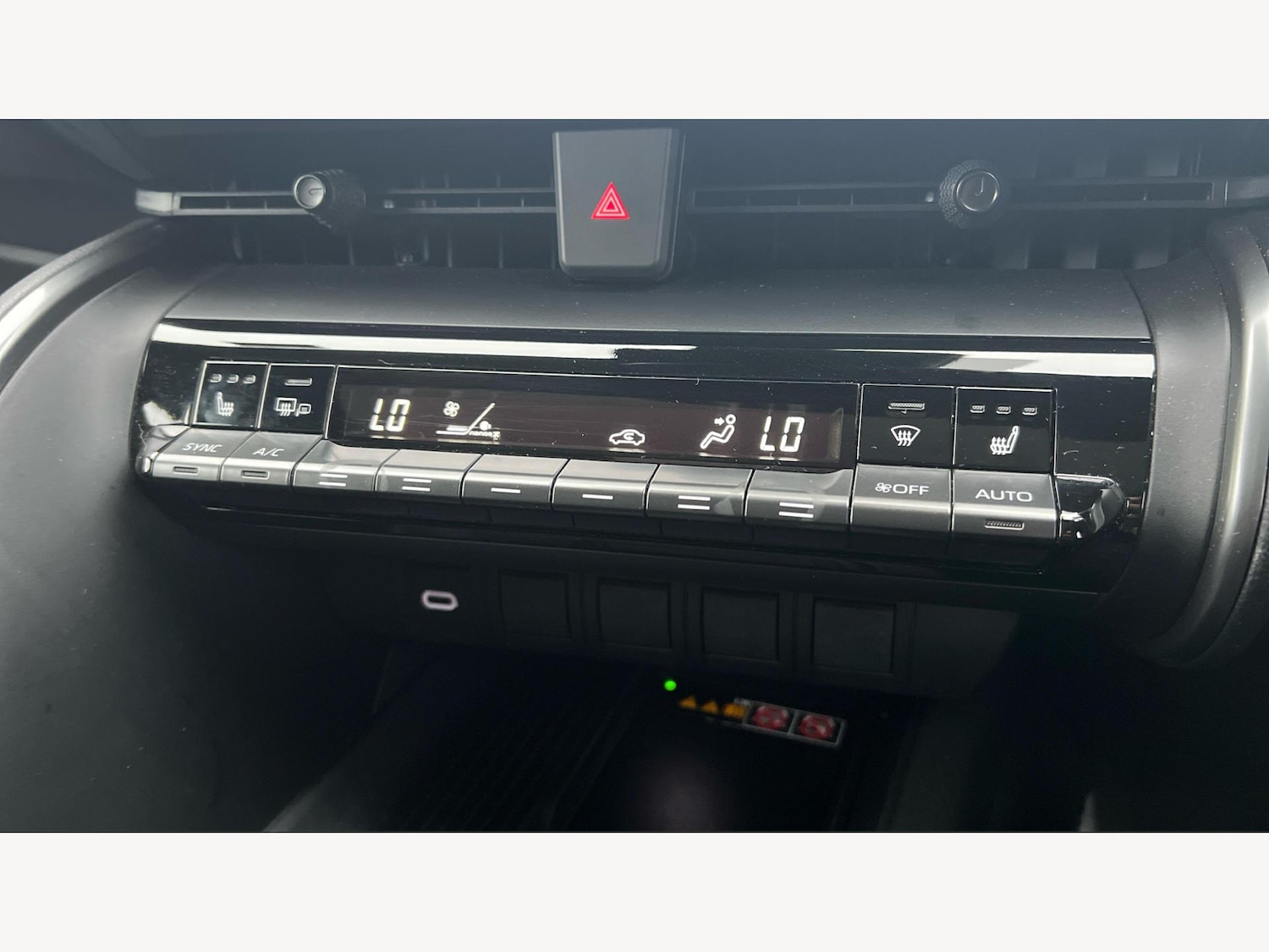 Used Toyota C-HR 2025 for sale - 76498946: Photo 24