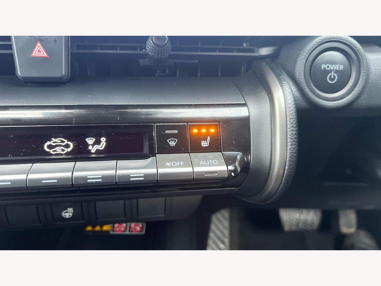 Used Toyota C-HR 2024 for sale - 77305761: Photo 22