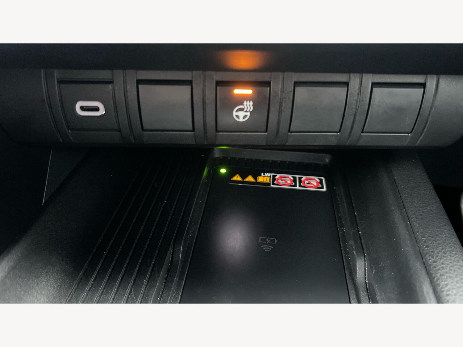 Used Toyota C-HR 2024 for sale - 77305761: Photo 23