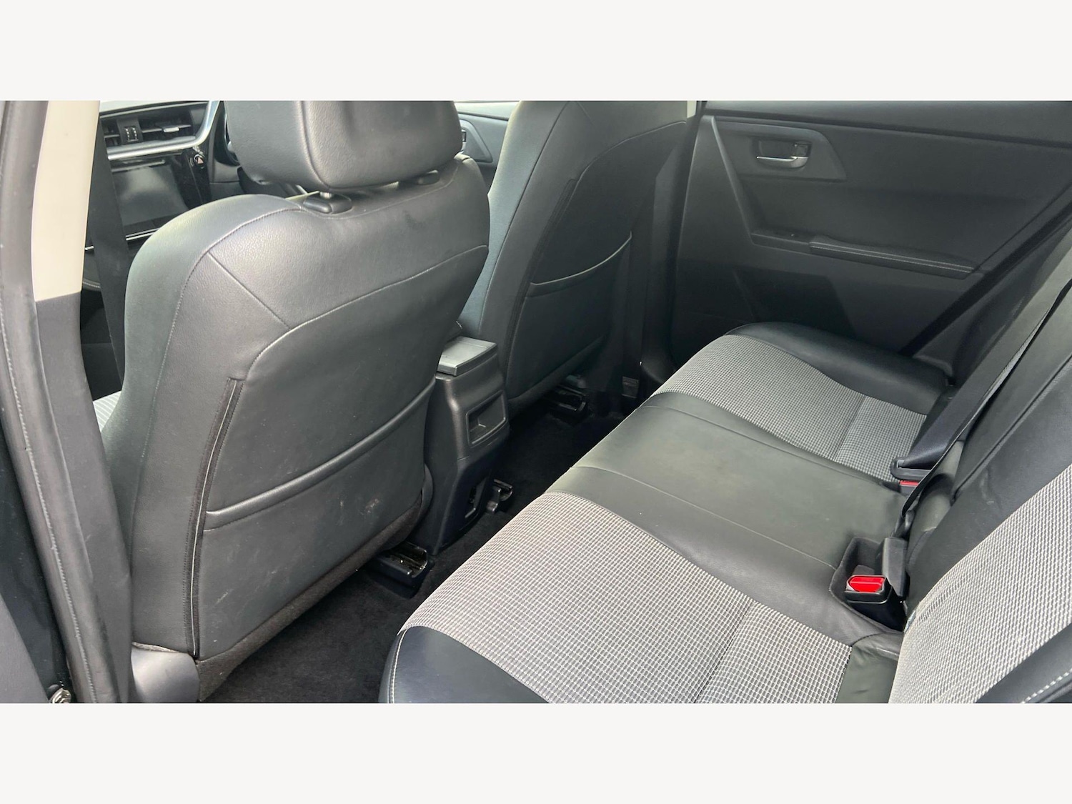 Used Toyota Auris 2015 for sale - 78101146: Photo 15