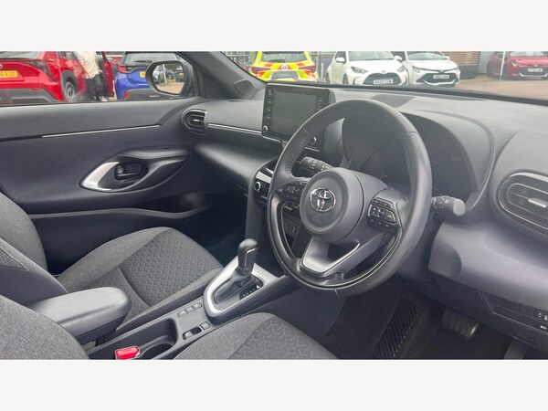 Used Toyota Yaris Cross 2023 for sale - 76166610: Photo 13