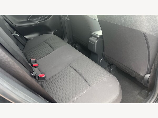 Used Toyota Yaris Cross 2023 for sale - 76166610: Photo 14
