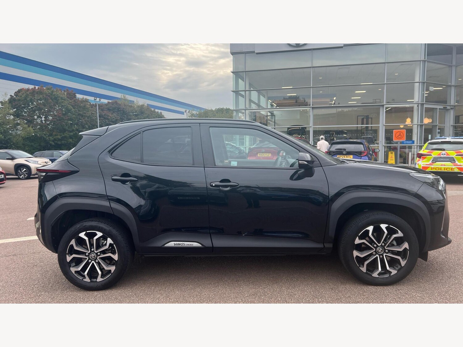 Used Toyota Yaris Cross 2023 for sale - 76166610: Photo 18