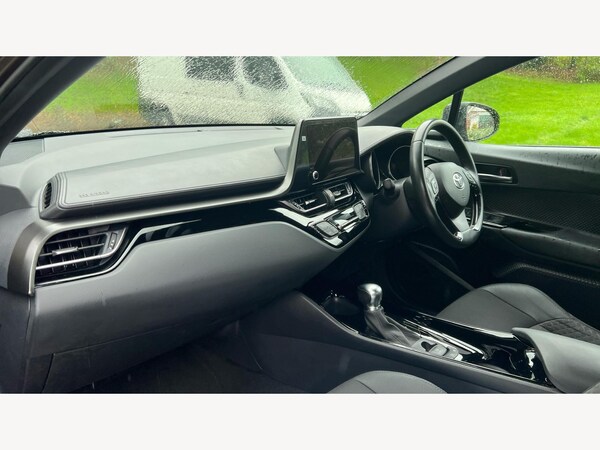 Used Toyota C-HR 2023 for sale - 76239702: Photo 12