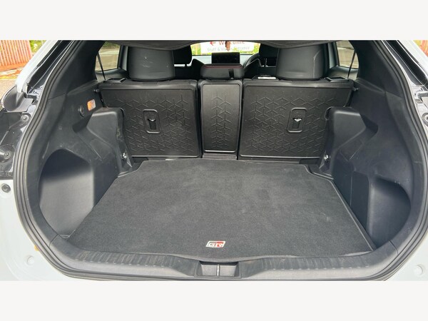 Used Toyota Yaris Cross 2024 for sale - 75707949: Photo 16