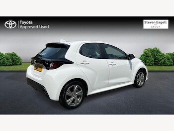 Used Toyota Yaris 2024 for sale - 75707940: Photo