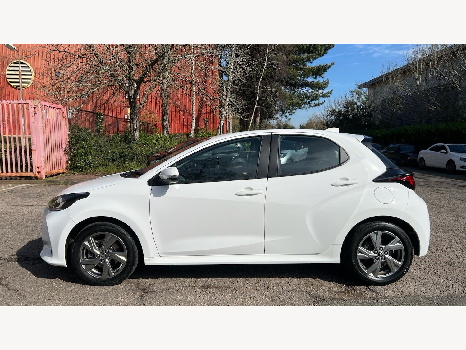 Used Toyota Yaris 2024 for sale - 78100901: Photo 19