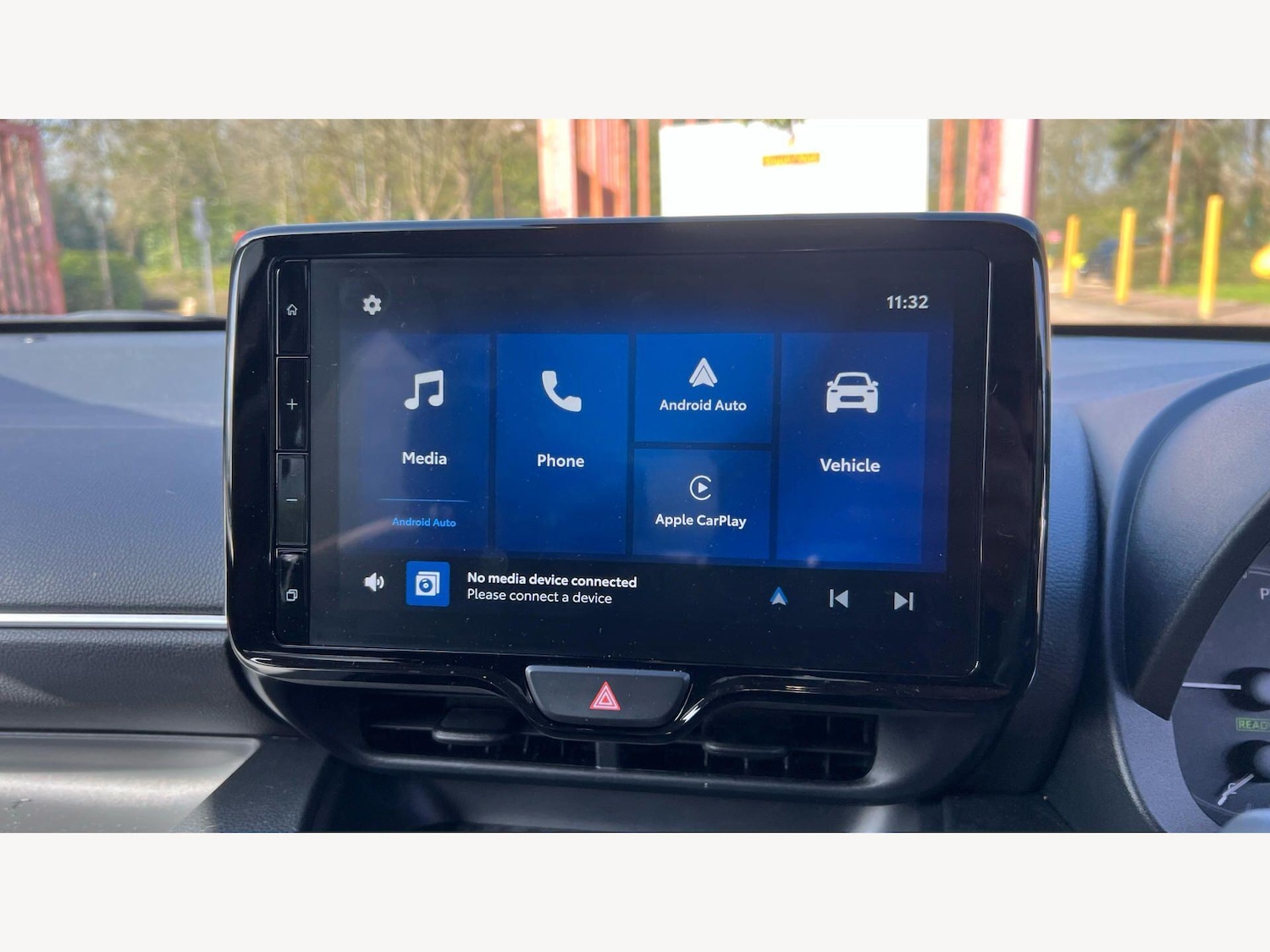 Used Toyota Yaris 2024 for sale - 78100901: Photo 9