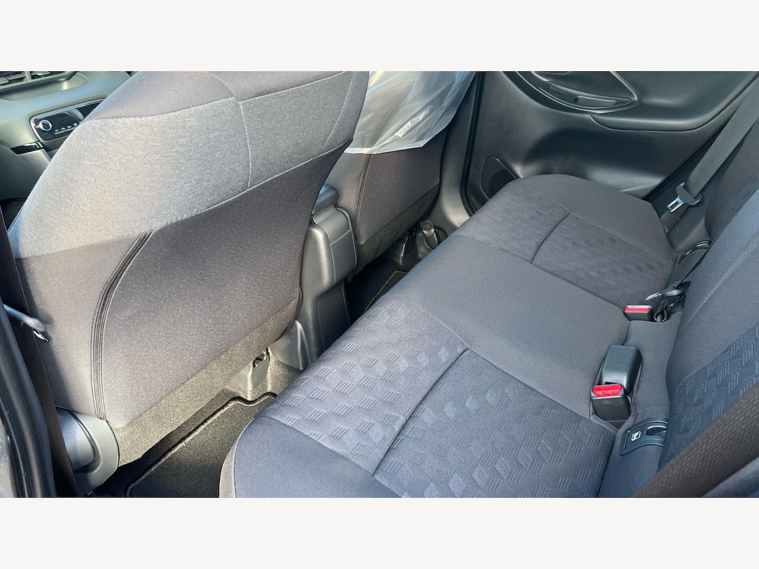 Used Toyota Yaris 2025 for sale - 78101465: Photo 15