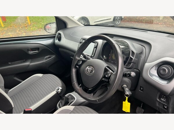 Used Toyota AYGO 2019 for sale - 76239884: Photo 13