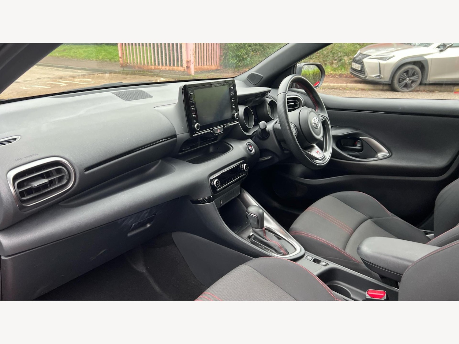 Used Toyota Yaris 2023 for sale - 77330544: Photo 12