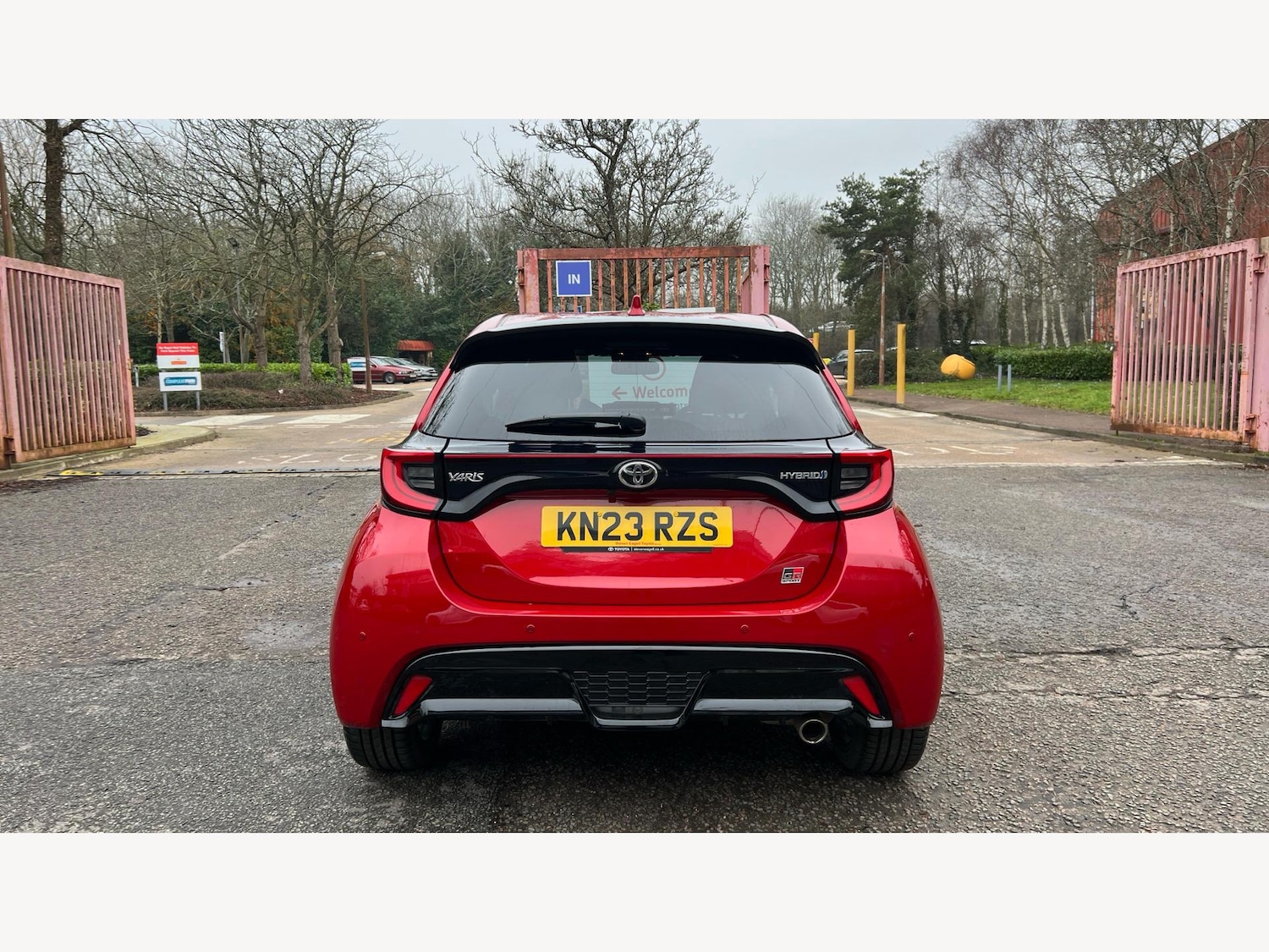 Used Toyota Yaris 2023 for sale - 77330544: Photo 21