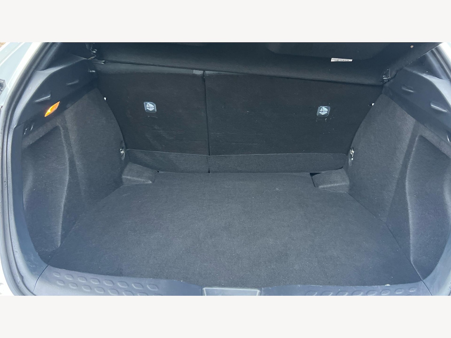 Used Toyota C-HR 2023 for sale - 77109105: Photo 16