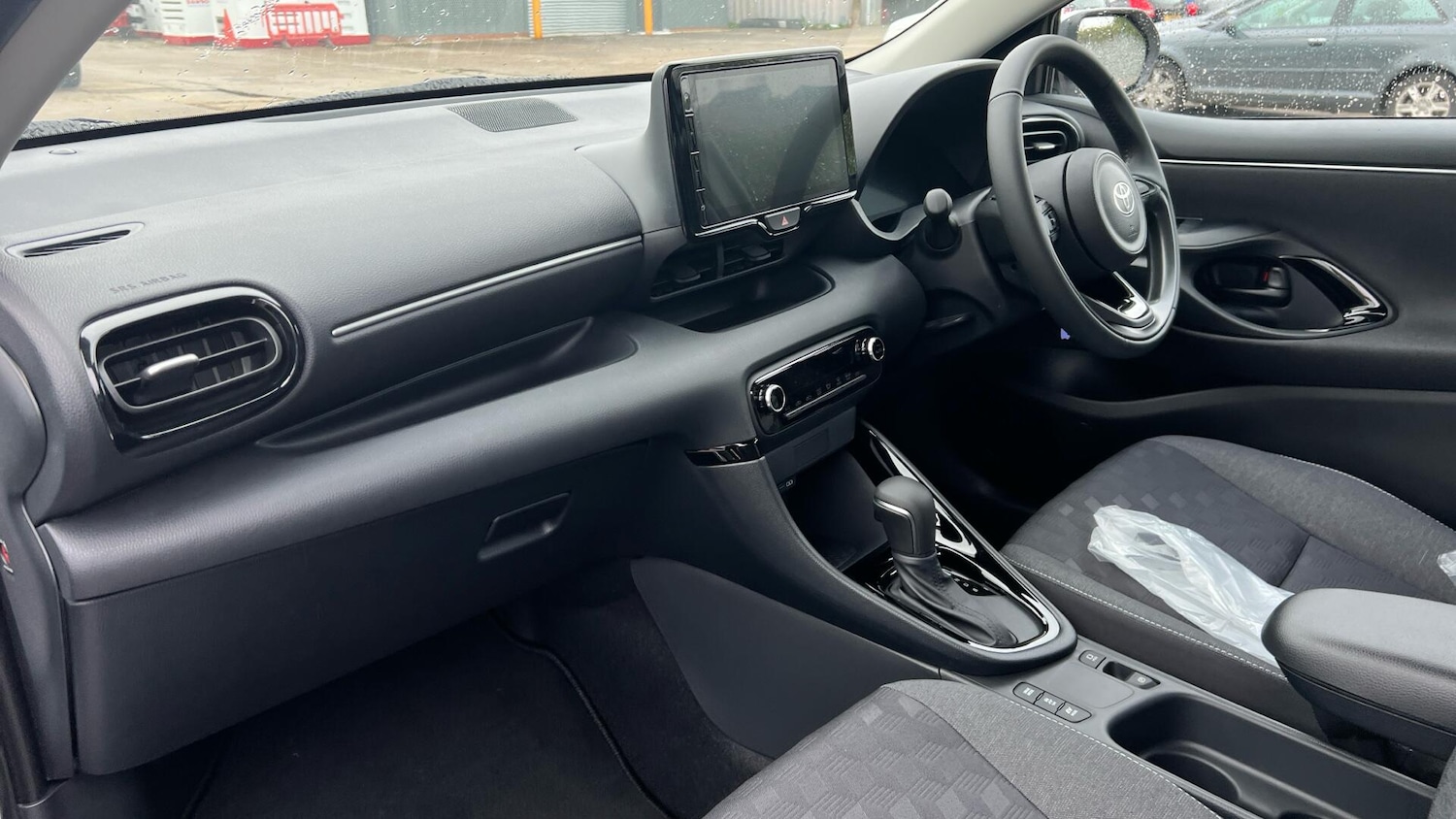 Used Toyota Yaris 2025 for sale - 77119708: Photo 11