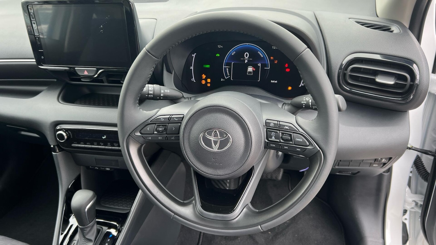 Used Toyota Yaris 2025 for sale - 77119708: Photo 9