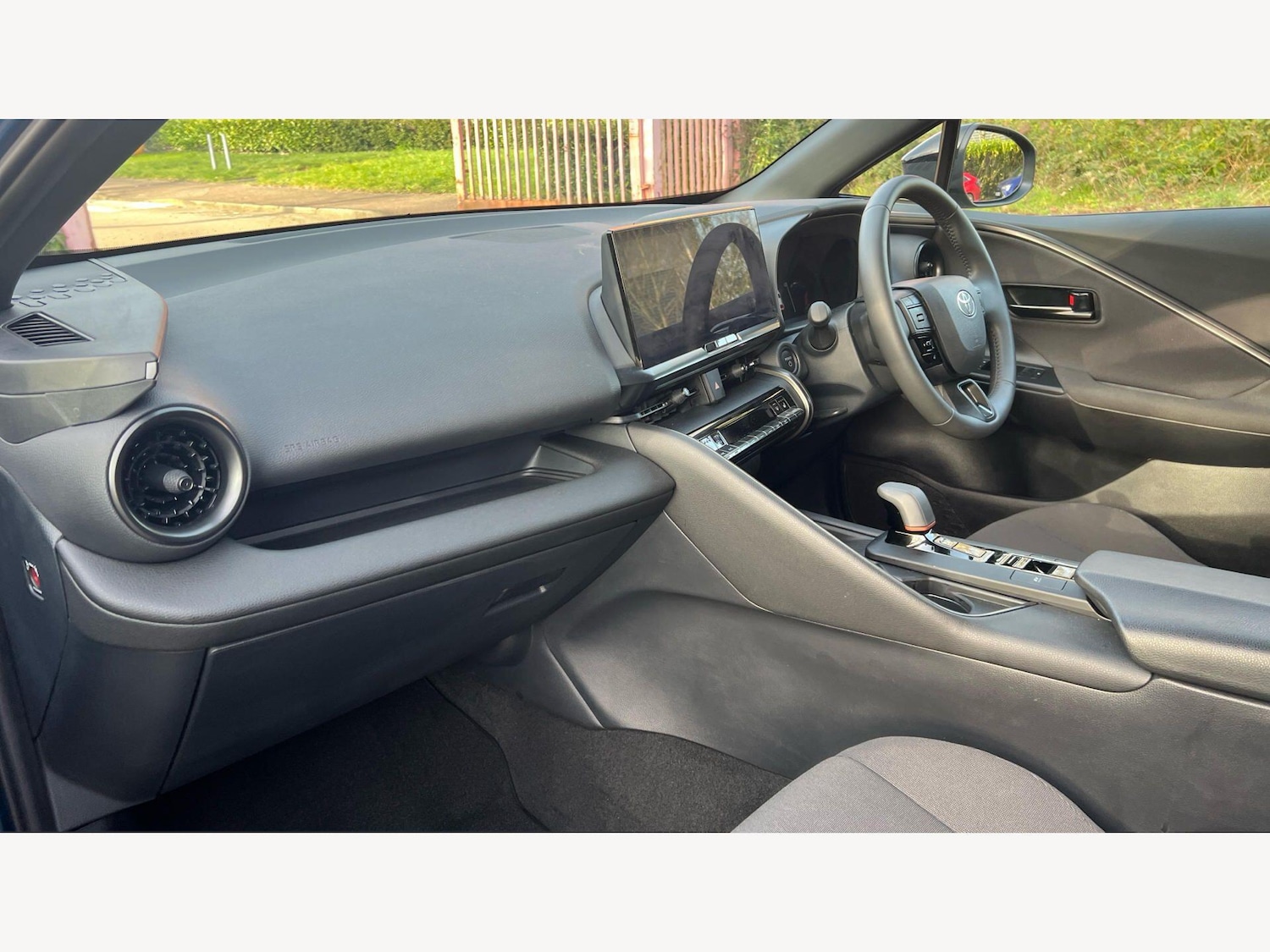 Used Toyota C-HR 2024 for sale - 77683886: Photo 12