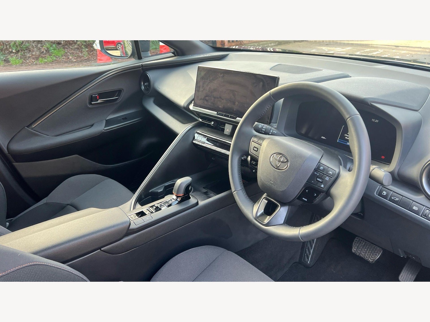 Used Toyota C-HR 2024 for sale - 77683886: Photo 13