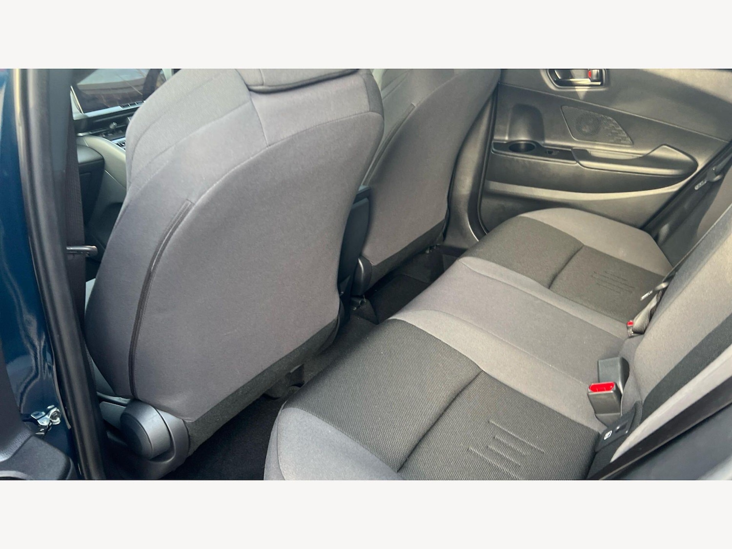 Used Toyota C-HR 2024 for sale - 77683886: Photo 15