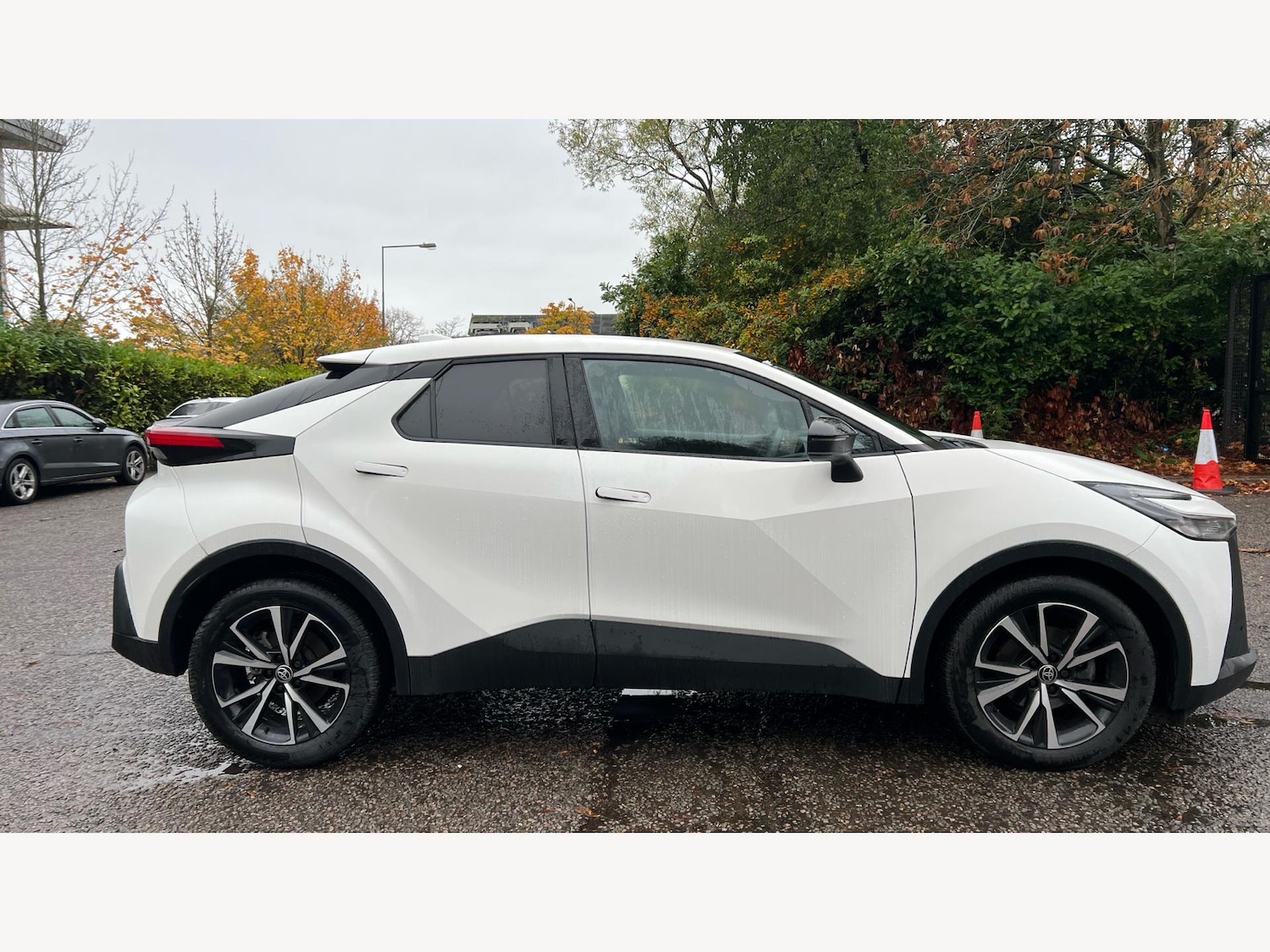 Used Toyota C-HR 2024 for sale - 77440401: Photo 18