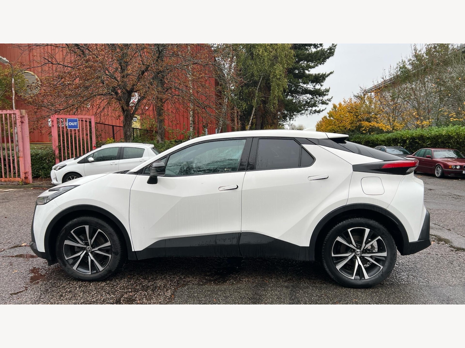 Used Toyota C-HR 2024 for sale - 77440401: Photo 19