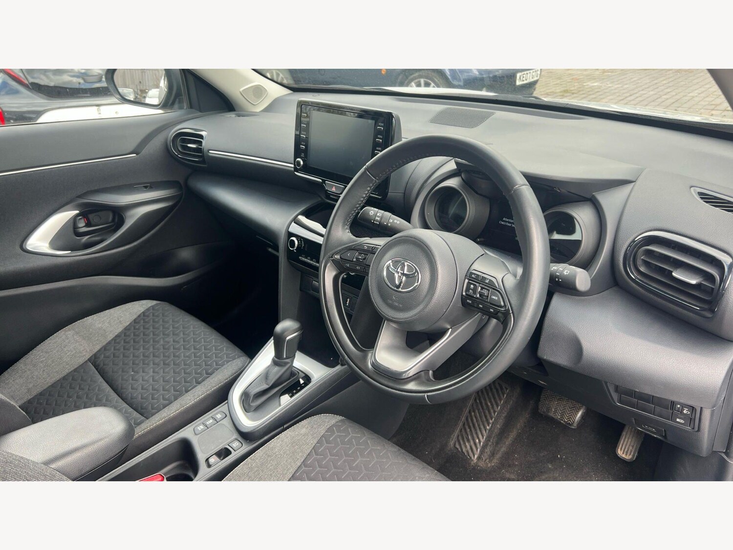 Used Toyota Yaris Cross 2022 for sale - 78101240: Photo 13