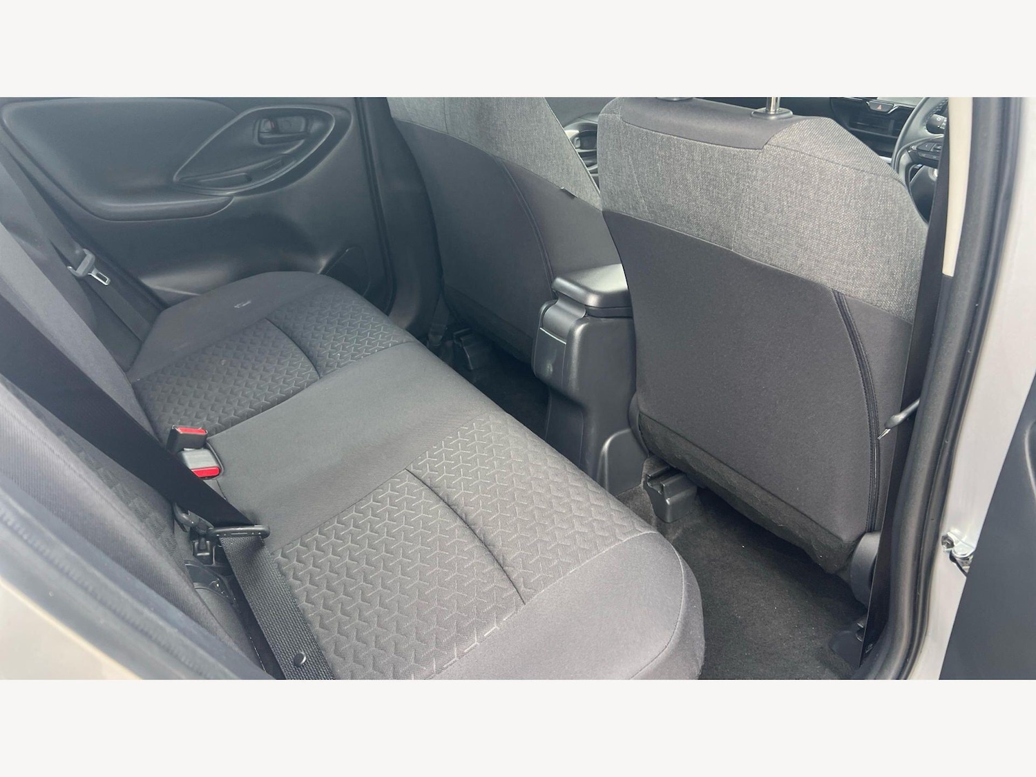 Used Toyota Yaris Cross 2022 for sale - 78101240: Photo 14