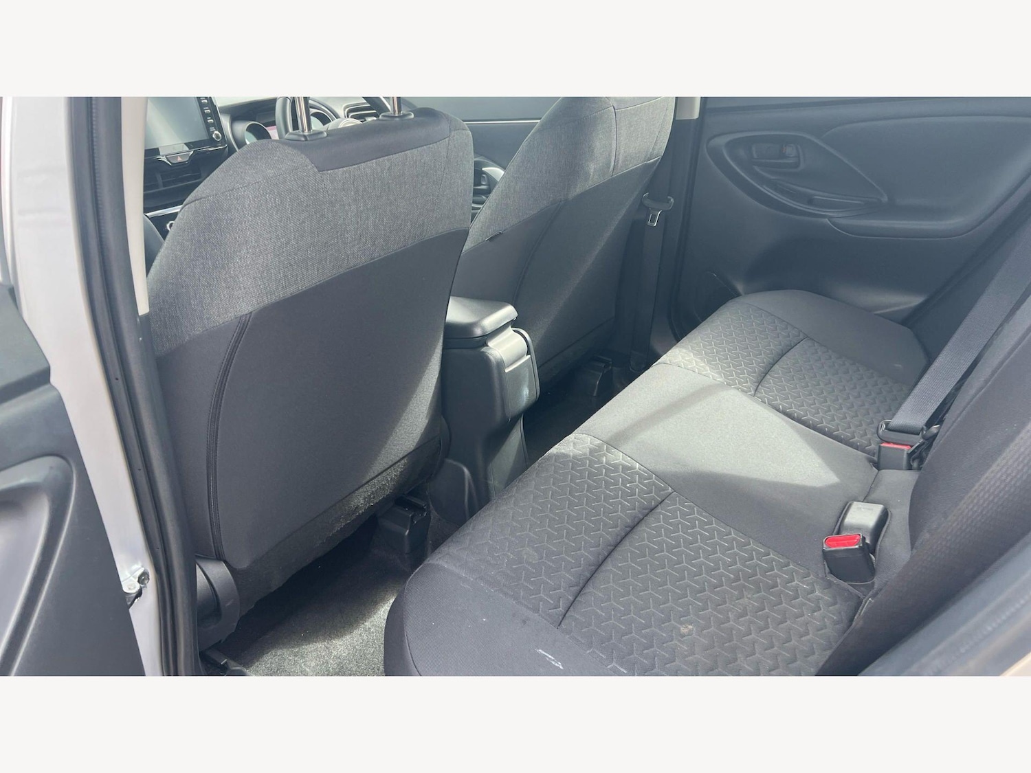 Used Toyota Yaris Cross 2022 for sale - 78101240: Photo 15