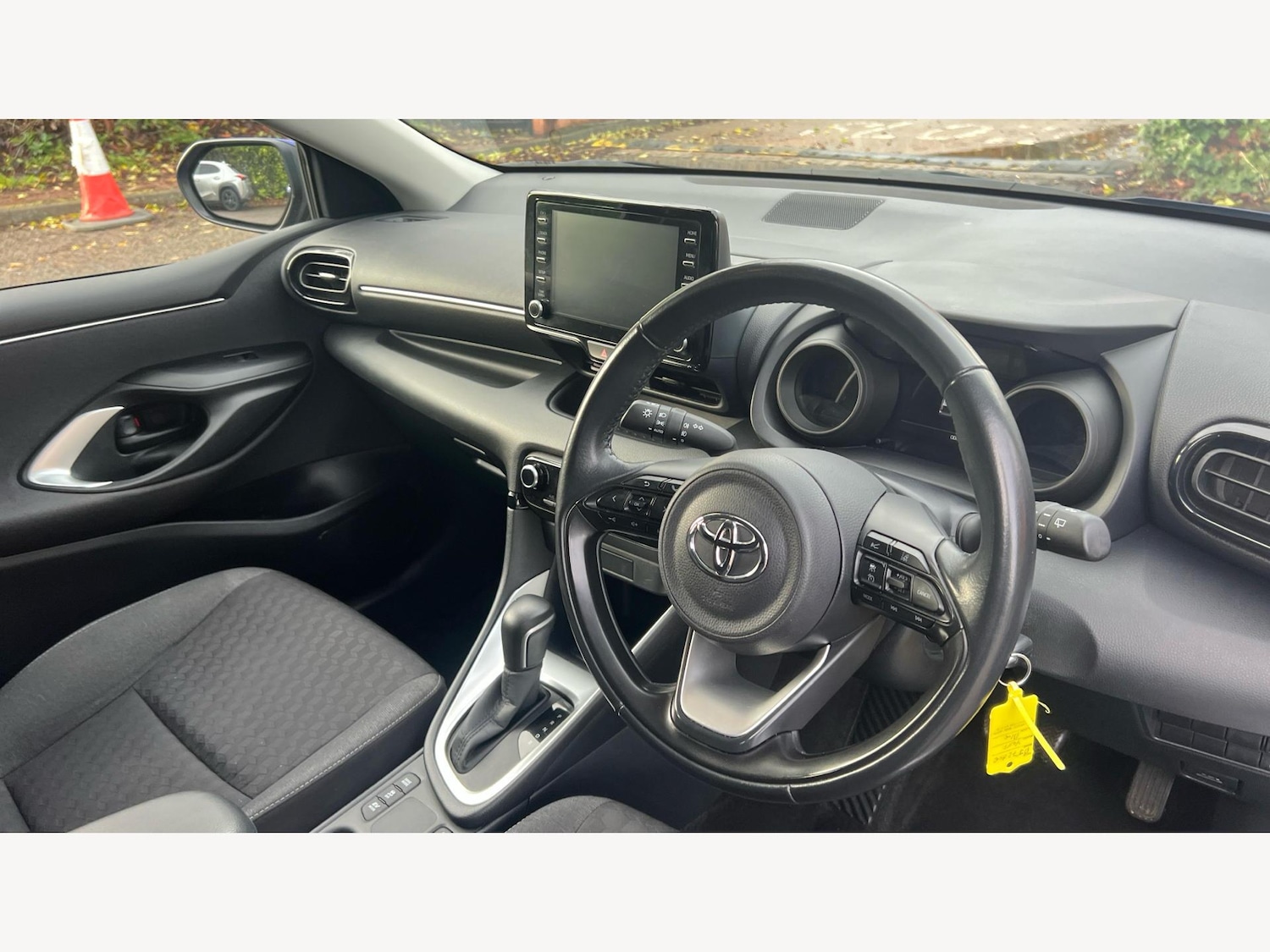 Used Toyota Yaris 2022 for sale - 77143639: Photo 13