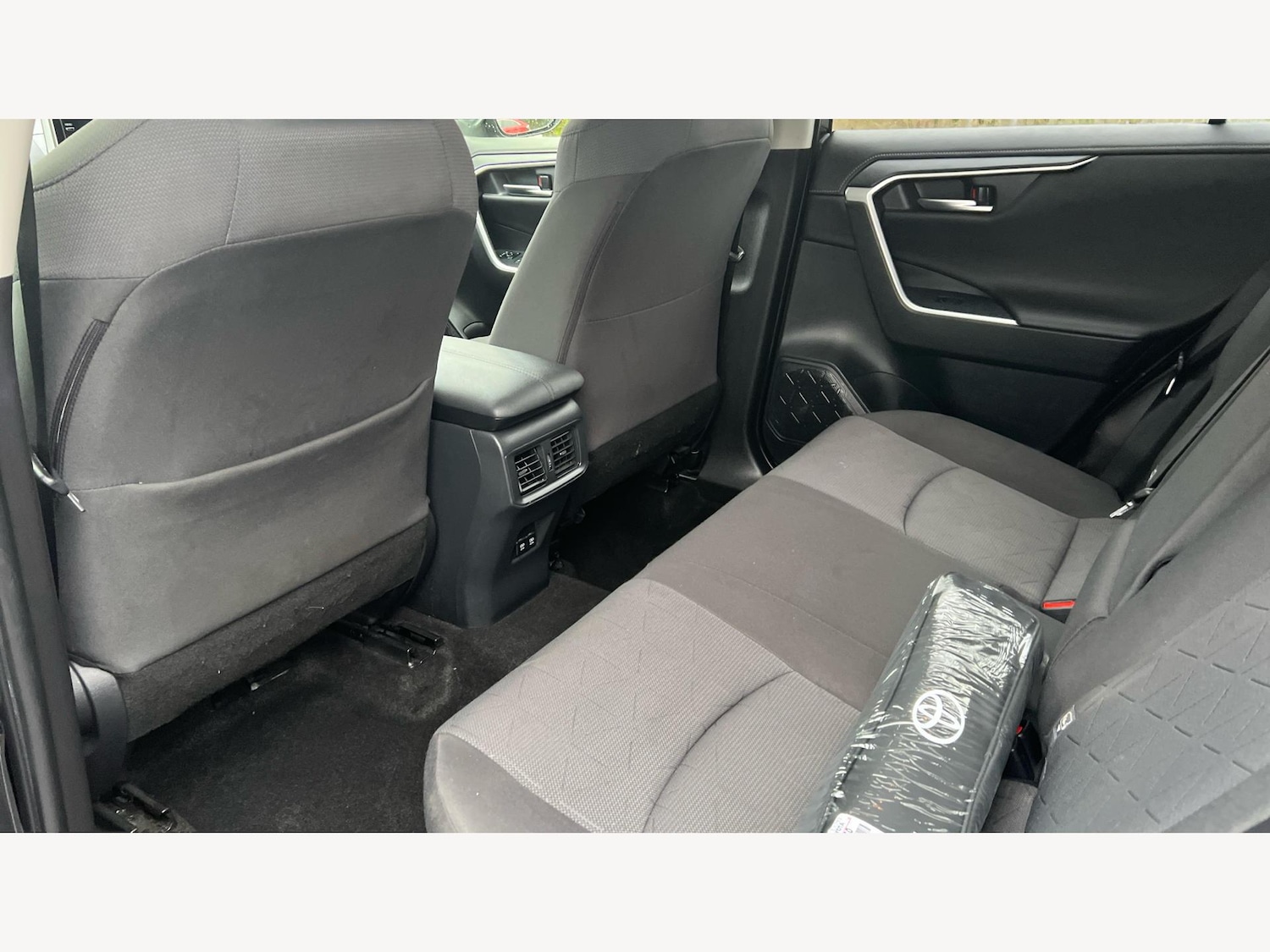 Used Toyota RAV4 2019 for sale - 77120448: Photo 15